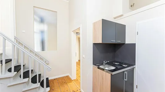 Rooms in Berlin Charlottenburg-Wilmersdorf - photo 4