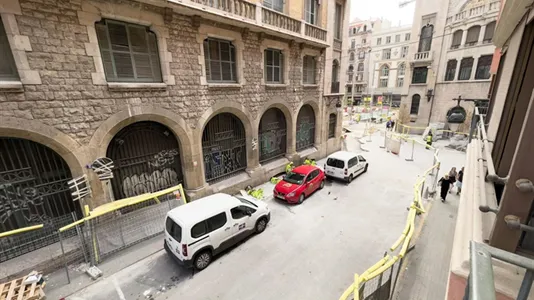 Rooms in Barcelona Ciutat Vella - photo 5