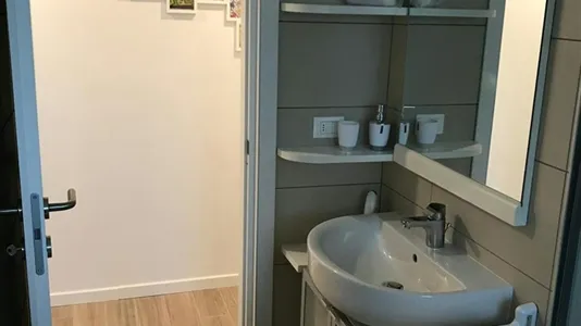 Rooms in Milano Zona 8 - Fiera, Gallaratese, Quarto Oggiaro - photo 6