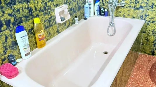 Rooms in Barcelona Les Corts - photo 10