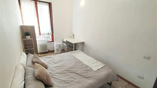 Rooms in Milano Zona 8 - Fiera, Gallaratese, Quarto Oggiaro - photo 9