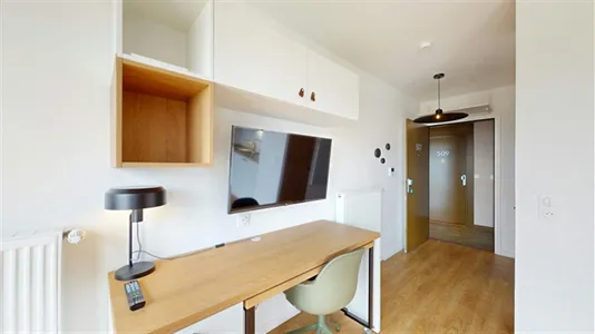 Apartments in L'Haÿ-les-Roses - photo 3