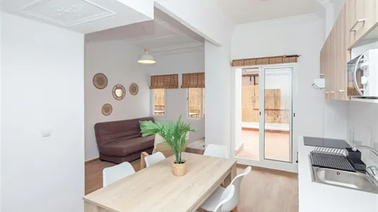 Rooms in Valencia Extramurs - photo 5