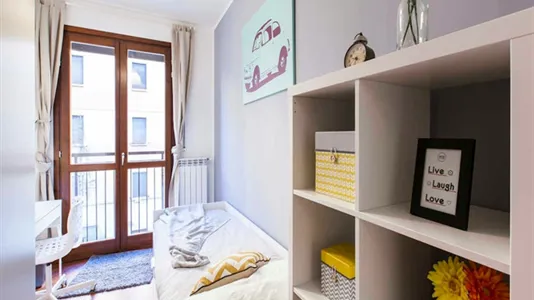 Rooms in Milano Zona 5 - Vigentino, Chiaravalle, Gratosoglio - photo 1