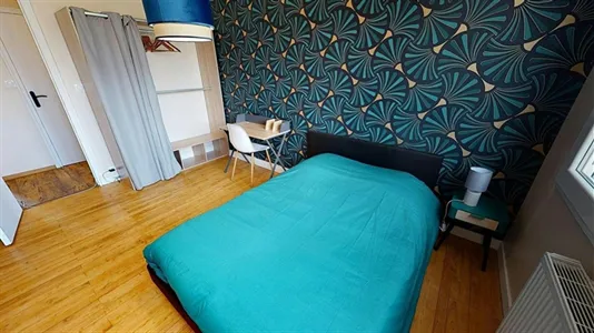 Rooms in Grenoble - photo 2