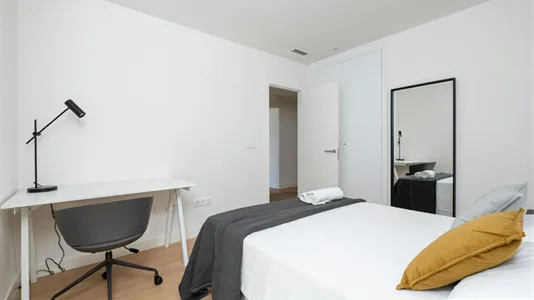 Rooms in Madrid Ciudad Lineal - photo 4