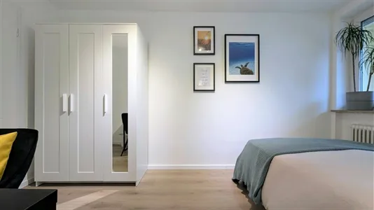 Rooms in Munich Moosach - photo 2