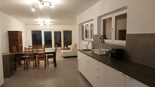 Rooms in Charleroi - photo 7