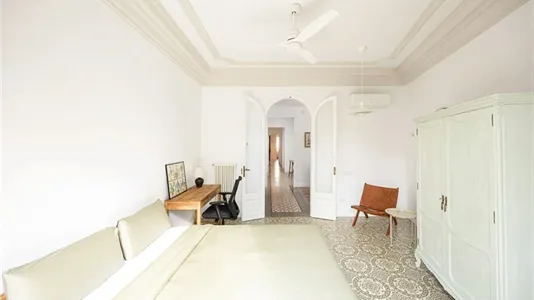 Rooms in Barcelona Eixample - photo 4