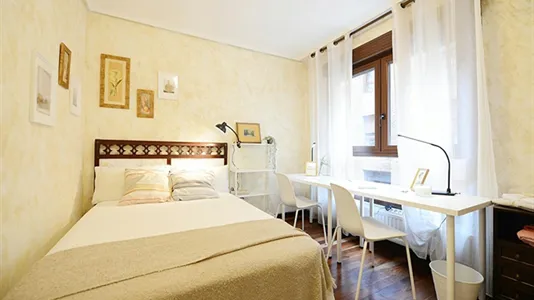 Rooms in Bilbao - photo 6