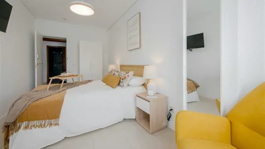 Rooms in Madrid Retiro - photo 3