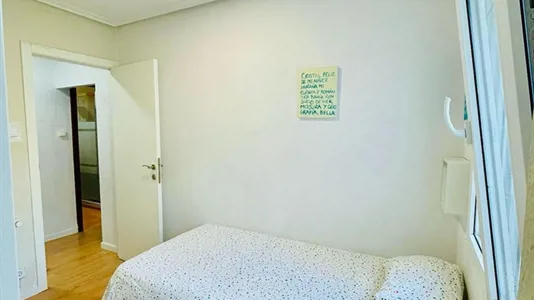 Rooms in Santander - photo 2