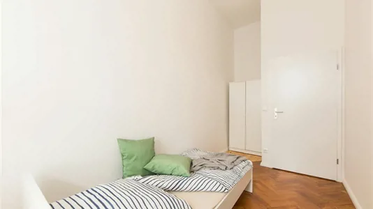Rooms in Berlin Charlottenburg-Wilmersdorf - photo 2