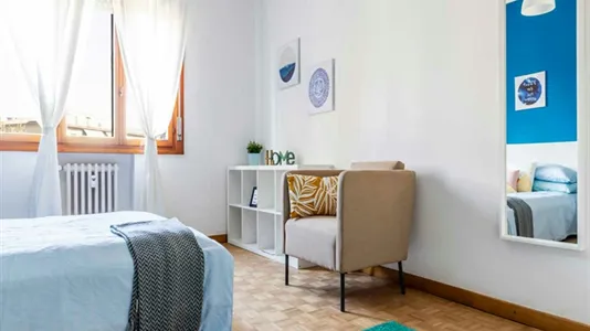 Rooms in Padua - photo 1