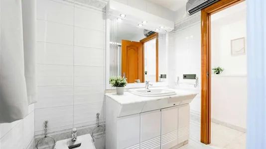 Rooms in Valencia Ciutat Vella - photo 7