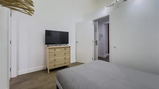 Apartments in Barcelona Eixample - photo 9