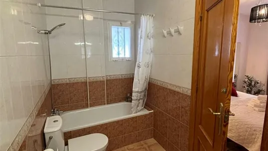 Houses in Castalla - photo 10