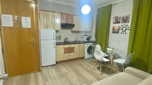 Apartments in Madrid Retiro - photo 1