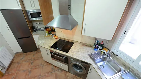 Rooms in Bilbao - photo 10