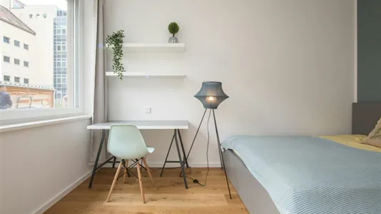 Rooms in Berlin Mitte - photo 2