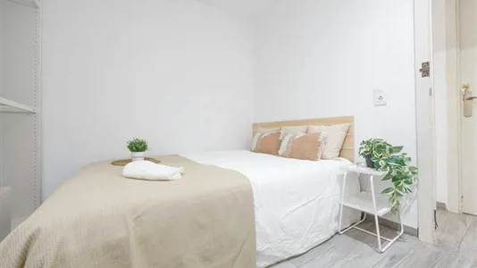 Rooms in Tavernes Blanques - photo 3
