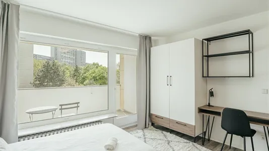 Apartments in Berlin Charlottenburg-Wilmersdorf - photo 4