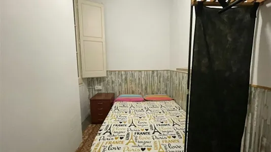 Rooms in Barcelona Eixample - photo 3