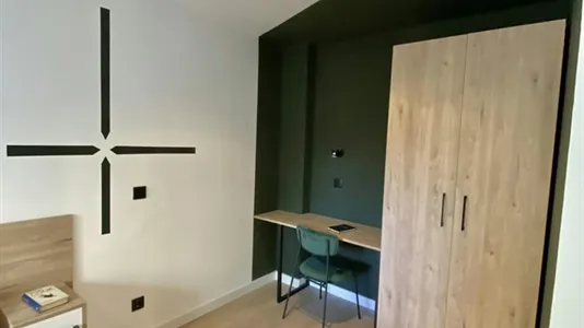 Rooms in Madrid Carabanchel - photo 5