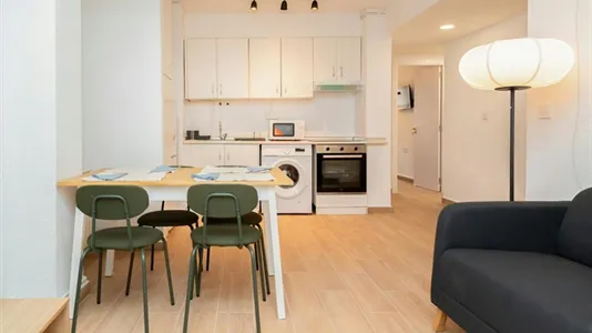 Rooms in Zaragoza - photo 10