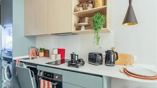 Apartments in Los Bermejales - photo 4