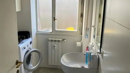 Rooms in Roma Municipio XIV – Monte Mario - photo 9