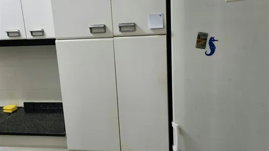 Rooms in Córdoba - photo 2