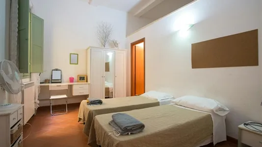 Apartments in Florence - photo 4