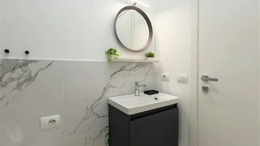 Apartments in Milano Zona 2 - Stazione Centrale, Gorla, Turro, Greco, Crescenzago - photo 9