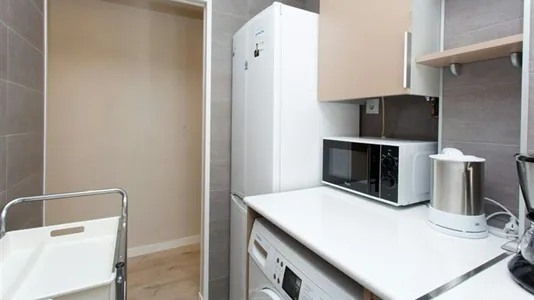 Rooms in Madrid Tetuán - photo 7