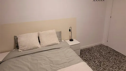 Rooms in Alaquàs - photo 3