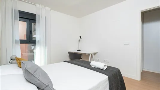 Rooms in Madrid Ciudad Lineal - photo 3