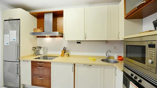 Rooms in Arrigorriaga - photo 10