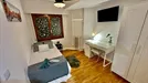 Room for rent, Zaragoza, Aragón, &lt;span class=&quot;blurred street&quot; onclick=&quot;ProcessAdRequest(8677515)&quot;&gt;&lt;span class=&quot;hint&quot;&gt;See streetname&lt;/span&gt;[xxxxxxxxxxxxx]&lt;/span&gt;