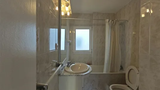 Rooms in Oviedo - photo 6