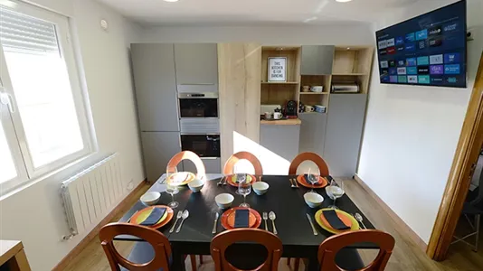 Rooms in Bilbao - photo 9