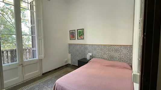 Rooms in Barcelona Eixample - photo 2