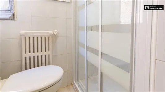 Rooms in Madrid Centro - photo 6