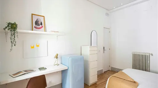Rooms in Madrid Centro - photo 5