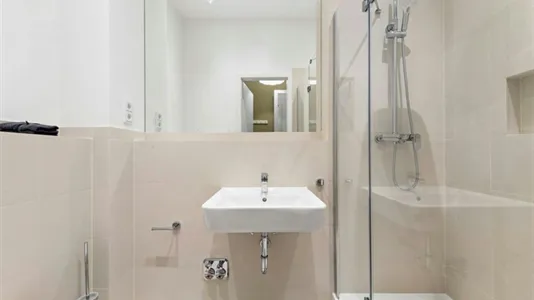 Apartments in Location is not specified - photo 8