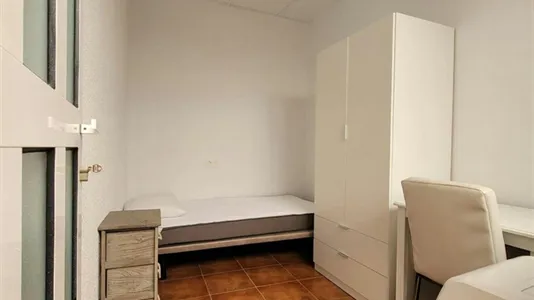 Rooms in Murcia - photo 3