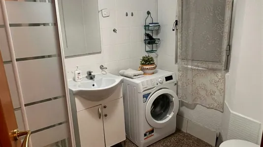 Rooms in Genoa - photo 10