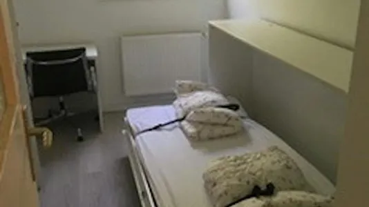 Rooms in Berlin Charlottenburg-Wilmersdorf - photo 2
