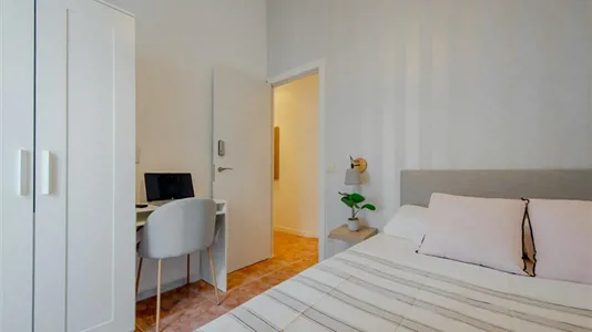 Rooms in Madrid Centro - photo 3