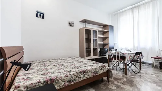 Apartments in Milano Zona 6 - Barona, Lorenteggio - photo 1